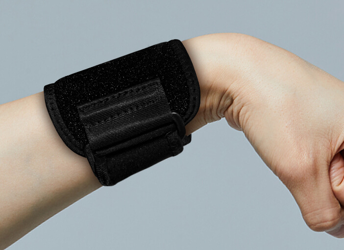 Ergonomic design
Effectively cling to the wrist
